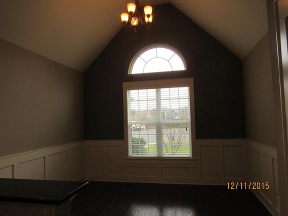 4th image of 2734 Amsterdam Ln #15