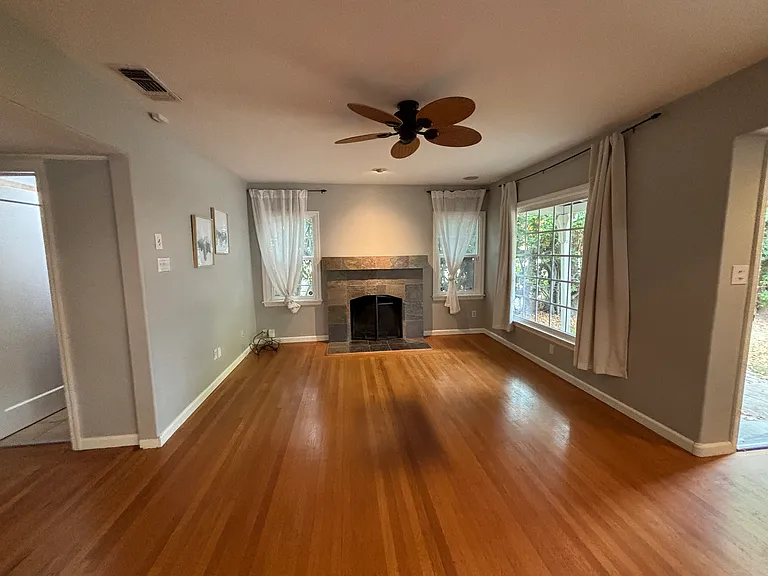 1114 Castro Way — Photo 5