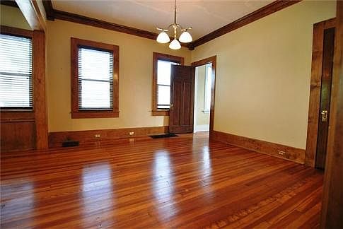 5th image of 8 Braun Ct