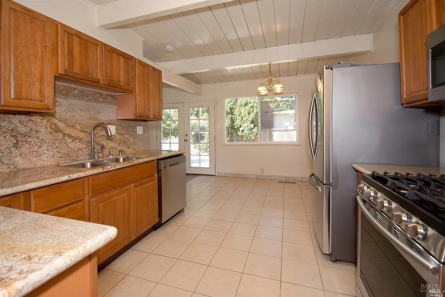 701 Corlano Avenue - Photo 5