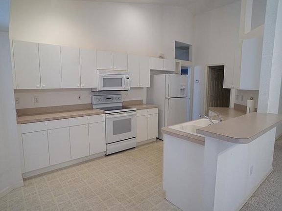 5th image of 1149 Live Oak Cir