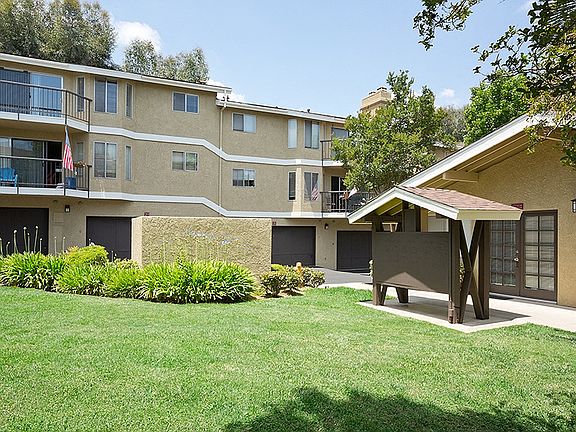 4th image of 200 W Olive Ave