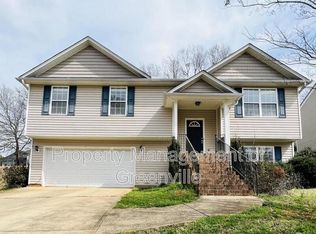 54 Spring Fellow Ln, Taylors, SC 29687