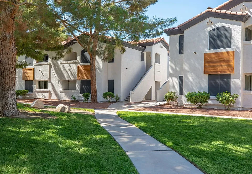 Spin Apartments