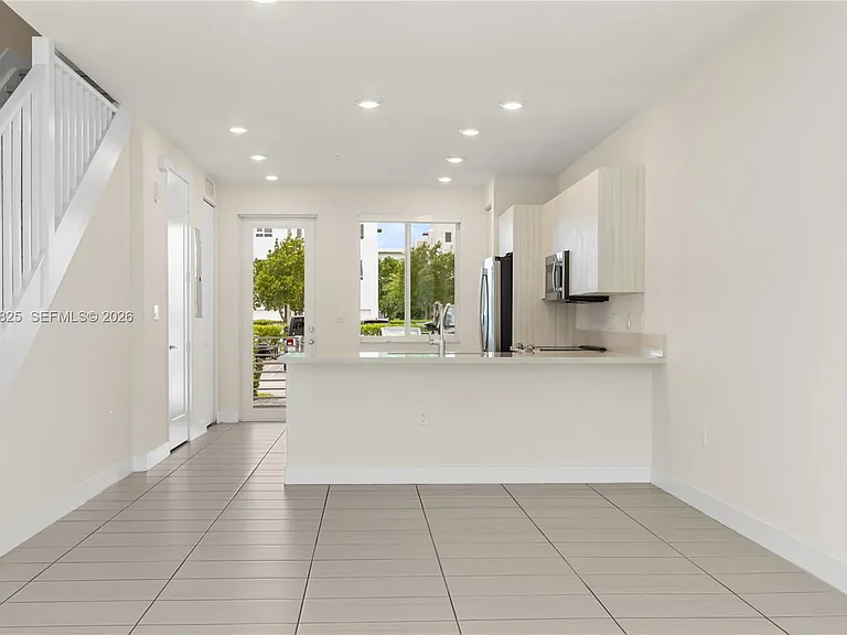 6416 NW 102nd Ct #115 — Photo 11