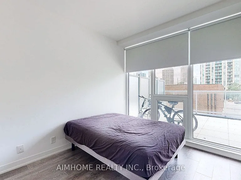15 Holmes Ave #309 — Photo 8