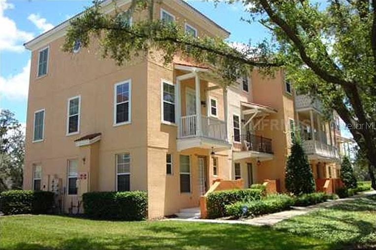 1st image of 954 Sombra St