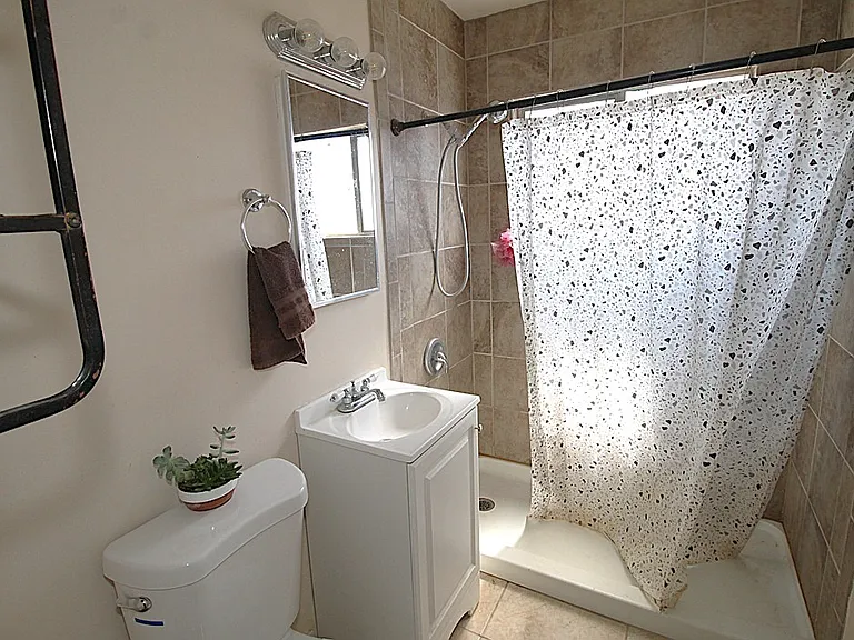 1360 Nancy St #A — Photo 6