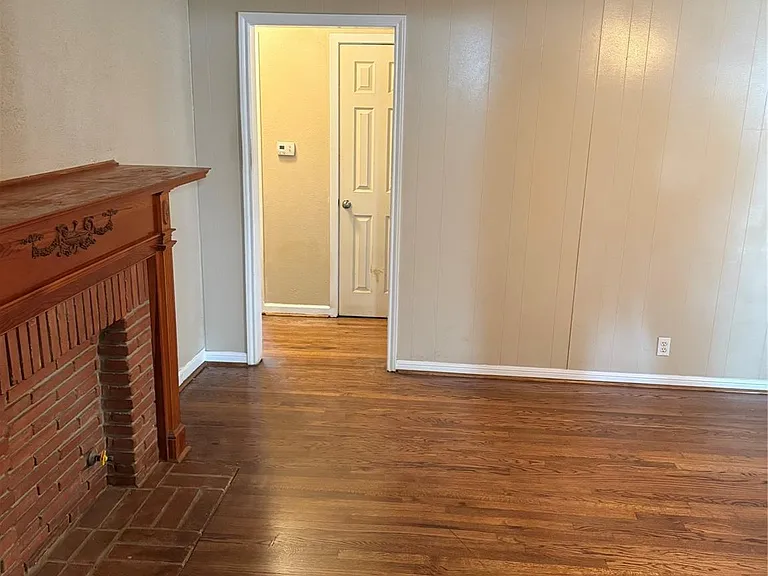 216 Schilling St — Photo 6