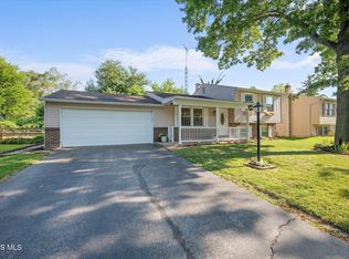 201 Marshall Dr, Swanton, OH 43558