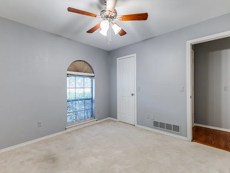 18612 Park Grove Ln — Photo 10