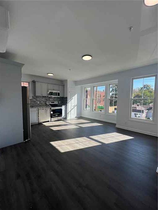 1st image of 212 South St Unit 4