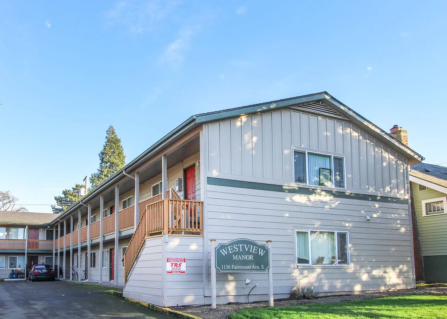 S Salem Complex ~ West View Manor # — Photo 2