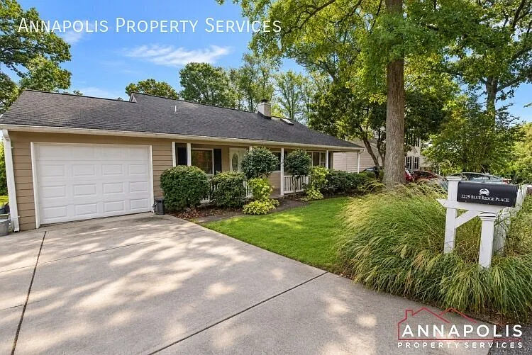 1229 blue ridge place — Photo 2