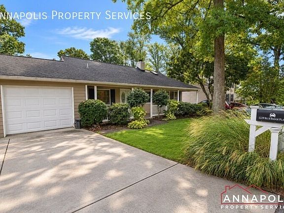 2nd image of 1229 Blue Ridge Pl
