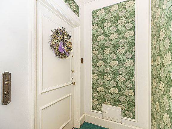 5th image of 1519 Hinman Ave