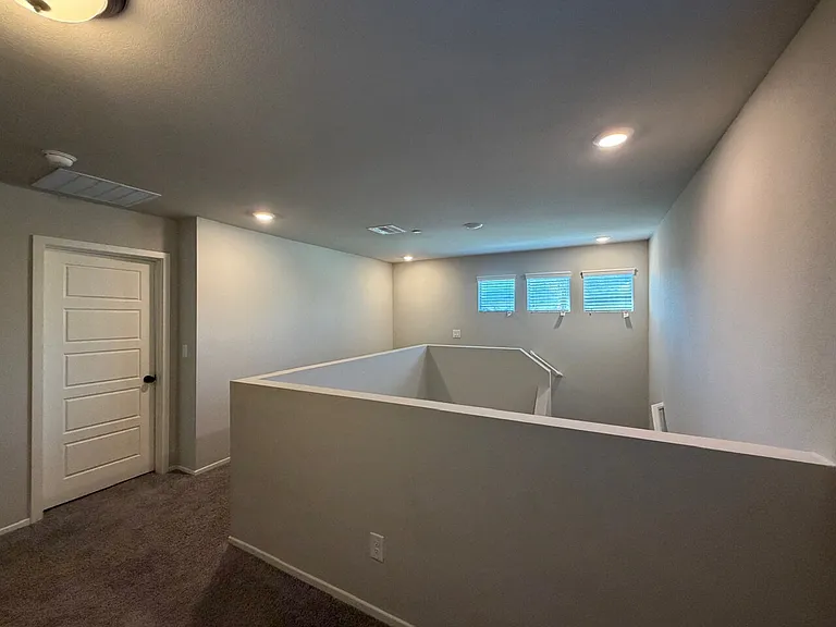 7473 Garnet Moon St — Photo 44