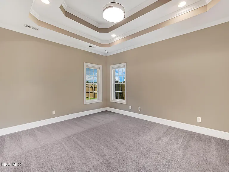 2400 Dovedale Ct #B — Photo 23