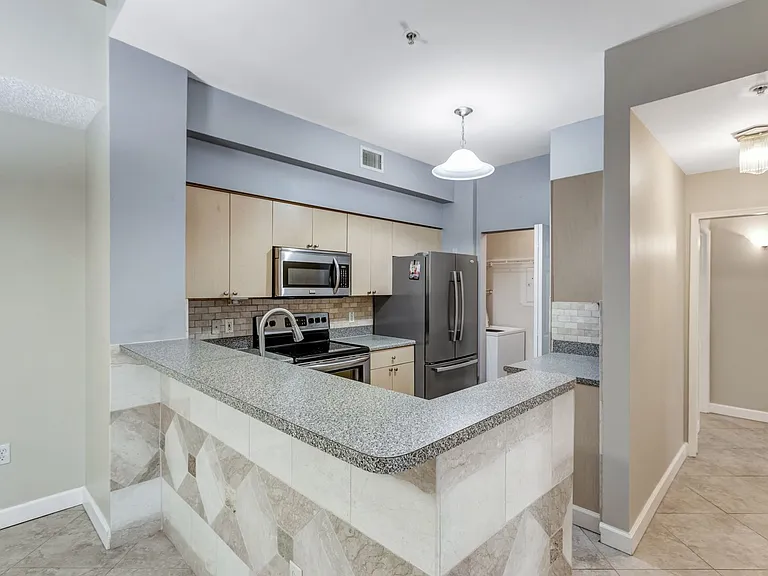 1105 Reserve Ct #307 — Photo 3