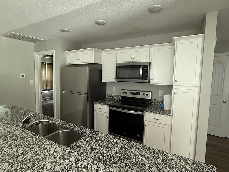 5572 Fern Ridge Rd — Photo 6