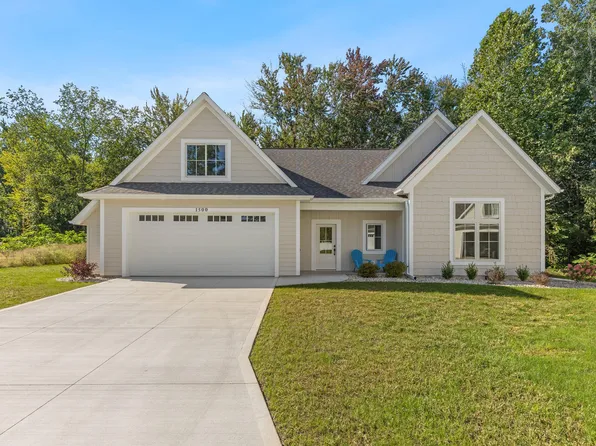 1500 Poppy Point Dr, Jenison, MI 49428