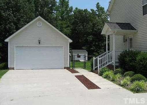 3rd image of 453 Wyndfall Ln