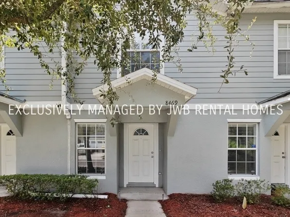 8469 McGirts Village Ln, Jacksonville, FL 32210