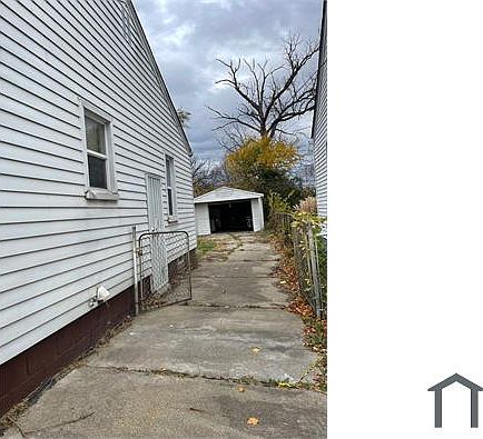 2nd image of 6366 Westwood St