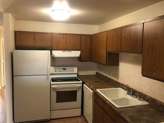 2nd image of 4122 Bonhill Dr