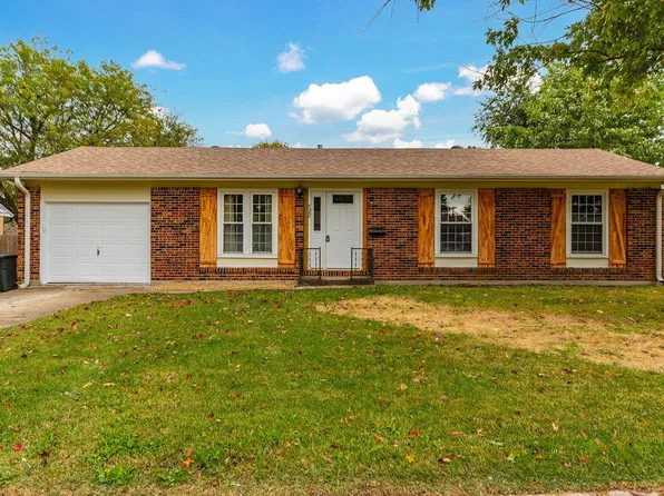 522 Robinhood Rd, Mexico, MO 65265
