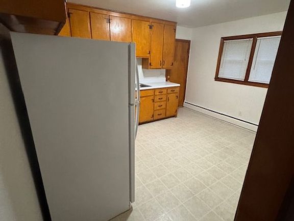 3rd image of 1020 Montgomery St #B