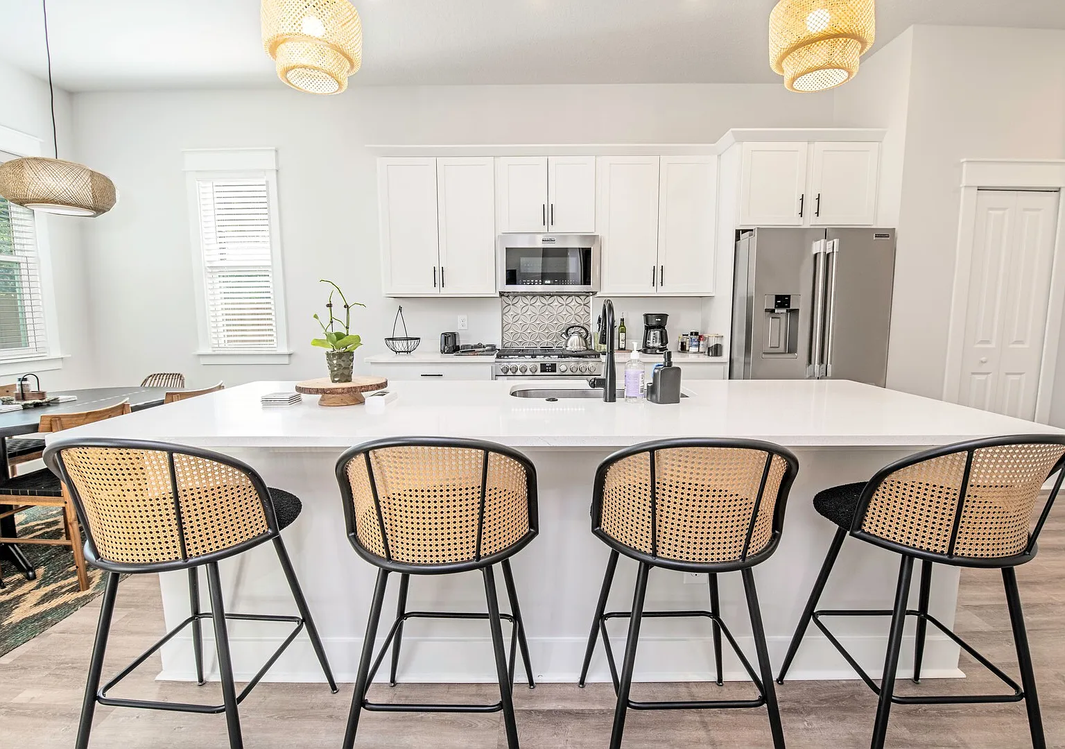 New Home in Historic Springfield — Photo 4