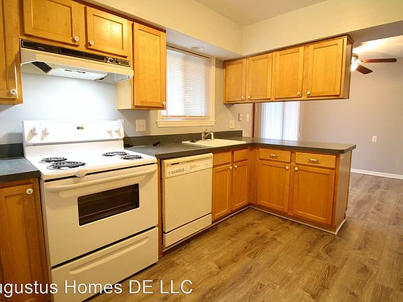 5th image of 34607 Blackfoot St