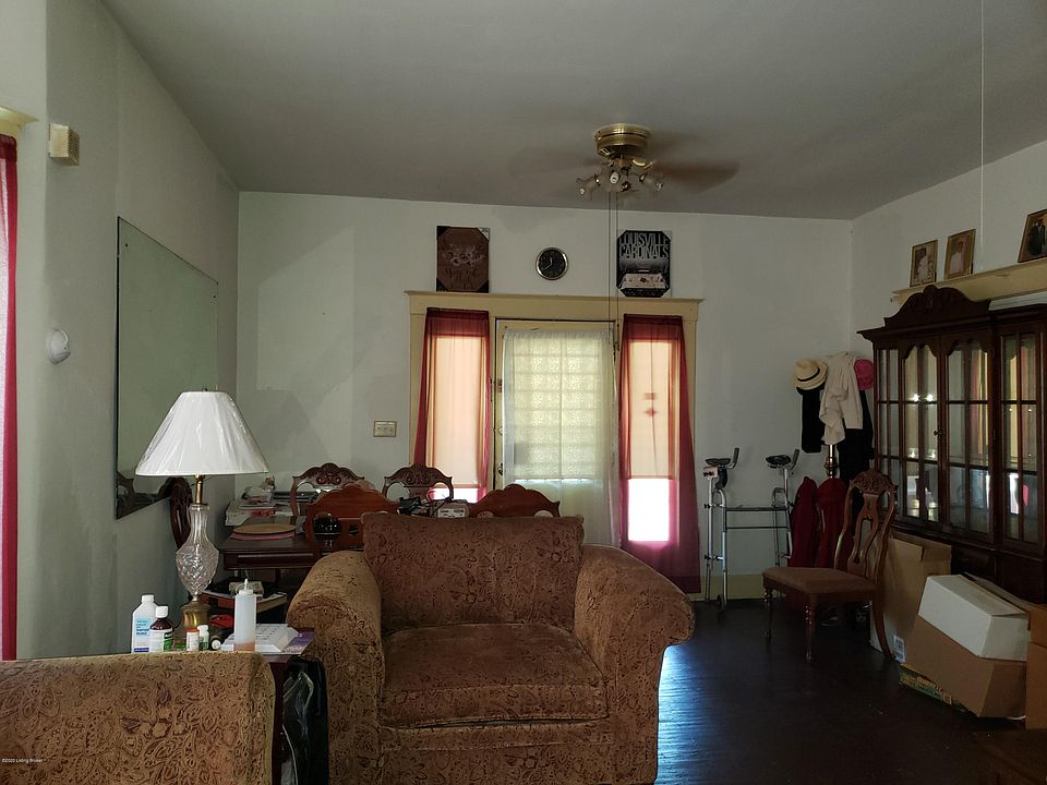 2nd image of 651 S 36th St