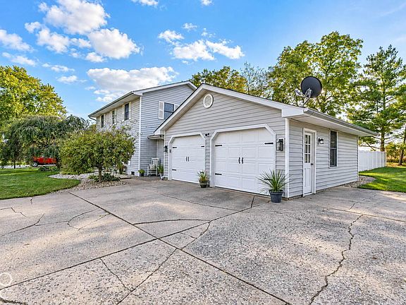 4th image of 4601 Winter Dr