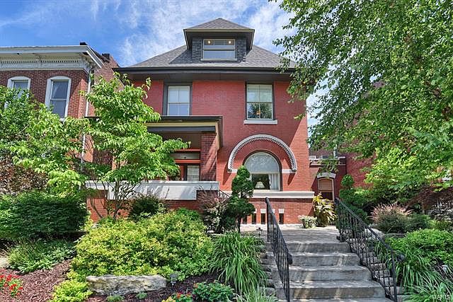 1st image of 2723 Russell Blvd