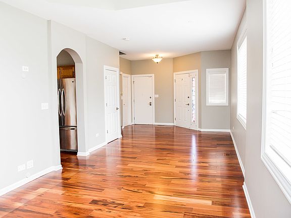 4th image of 3006 Waters Edge Cir Unit 3006