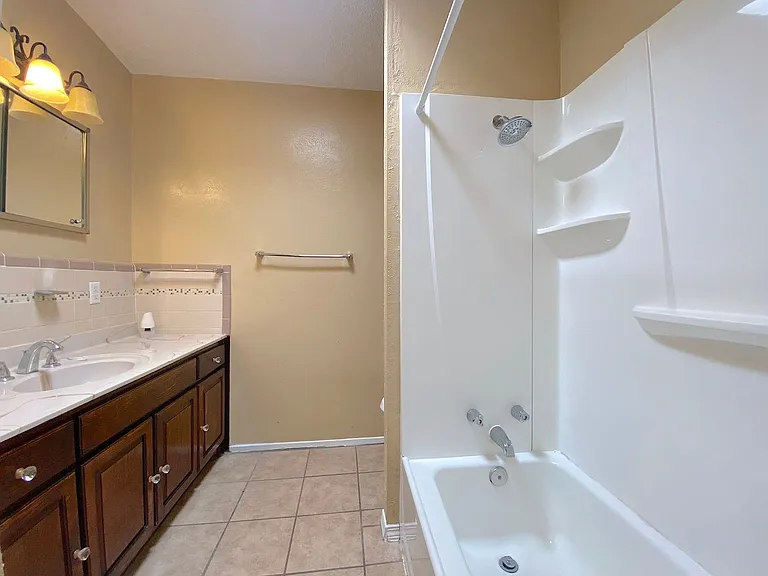 6041 Redstone Ln — Photo 18