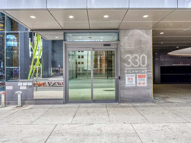 330 Richmond St W #2601 — Photo 2