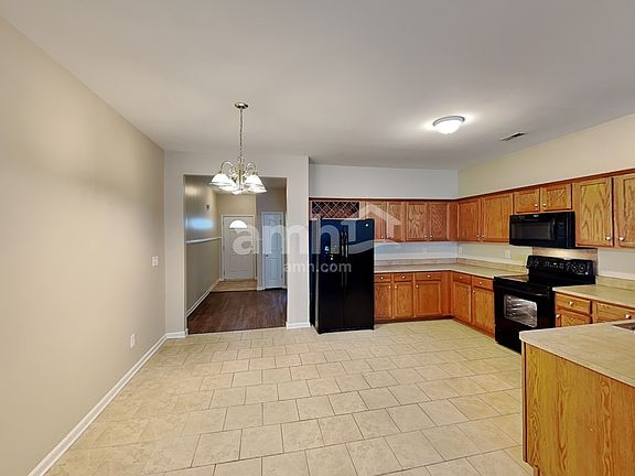 4th image of 5525 Stowe Derby Dr