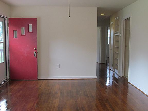 2nd image of 5618 Limestone Dr