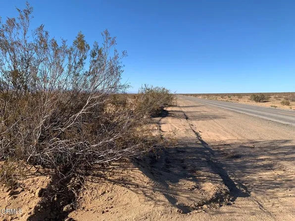 140 E F St #8, Lancaster, CA 93535