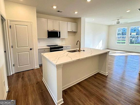 5th image of 1411 Zenith Cir SE #47