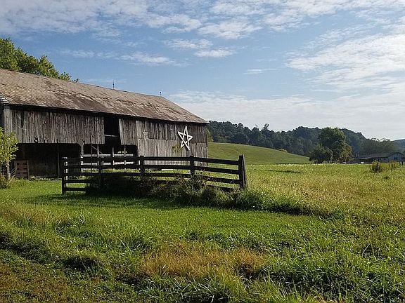 3rd image of 10833 State Route 374