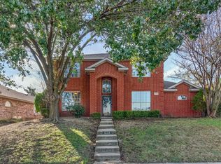 1208 Weaver St, Cedar Hill, TX 75104