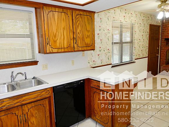 5th image of 5313 Parkwood Ave