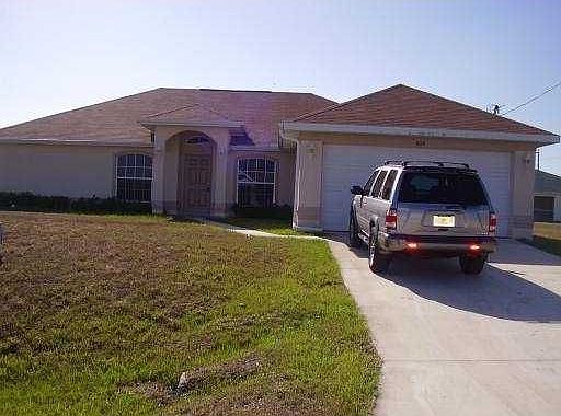 2nd image of 804 NE 44th St