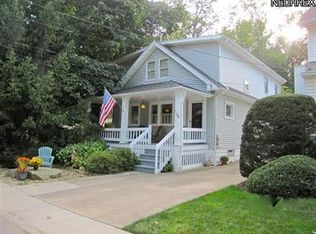 126 May Ct, Chagrin Falls, OH