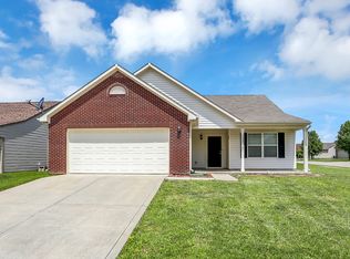 3222 Enclave Ln, Greenwood, IN 46143