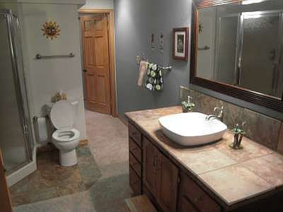 4th image of 63 Park Cir